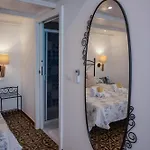 Eunymos Guest house