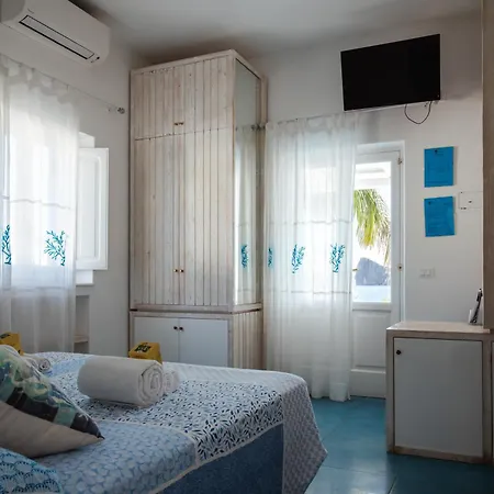 Eunymos 2* Panarea