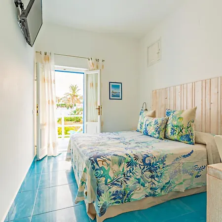 Eunymos Guest house