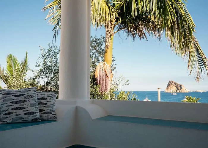 Eunymos Gasthof Panarea