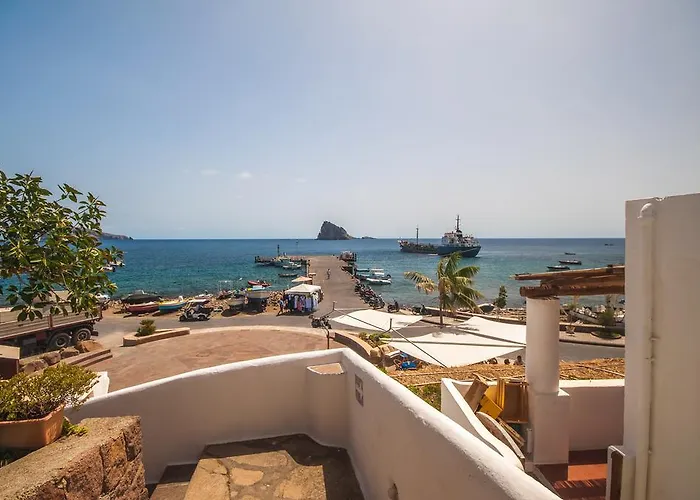 Eunymos 4* Panarea